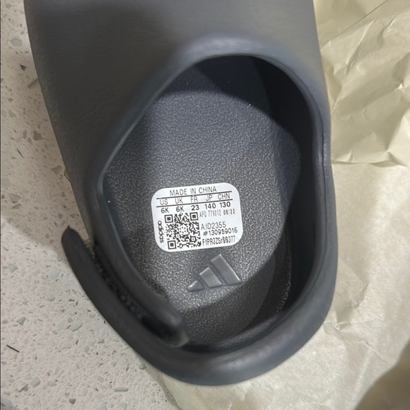 Yeezy Black Slippers with Molded Foam and Ventilation - Picture 7 of 7